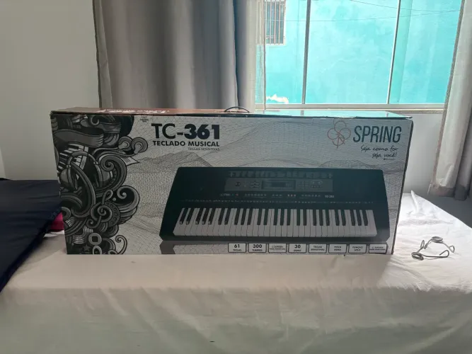 TECLADO MUSICAL SPRING TC-361 (NOVO)
