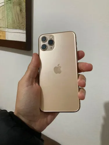 iPhone 11 PRO - 64Gb - aceitamos o seu iPhone como troca.