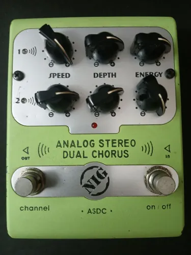 PEDAL EXCELENTE!!! ANALOG STEREO DUAL CHORUS NIG