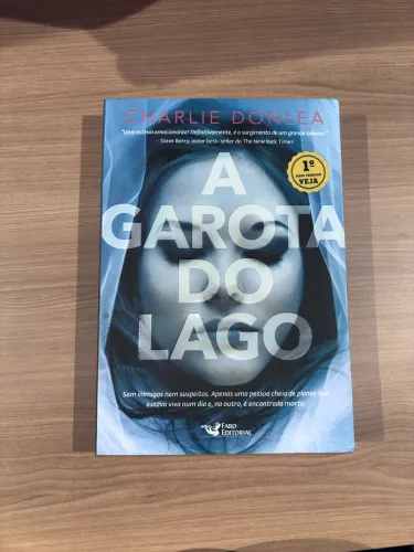 livro A Garota Do Lago -Charlie Donlea