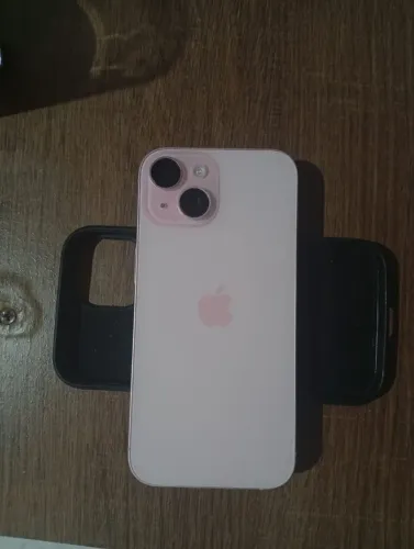 iPhone 15 256 GB Bateria 100%