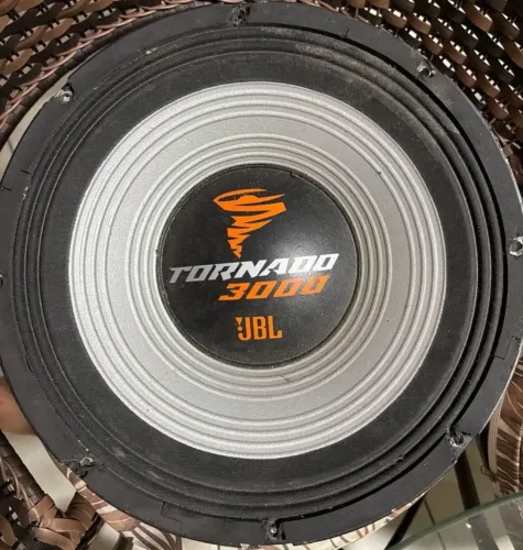 Tornado JBL de 15 reparo original