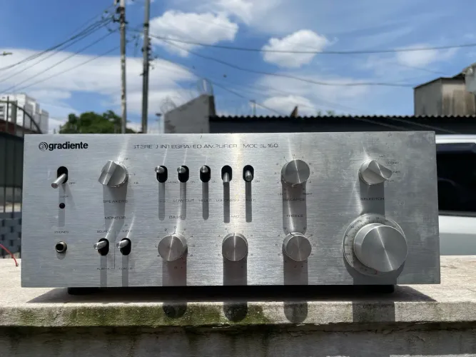 Amplificador gradiente model 160