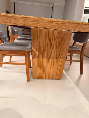 Mesa de jantar 8 lugares