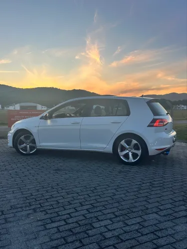 Volkswagen Golf GTI 2.0 TSI 220cv Aut. 2015