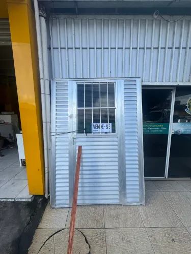 Portão de alumínio