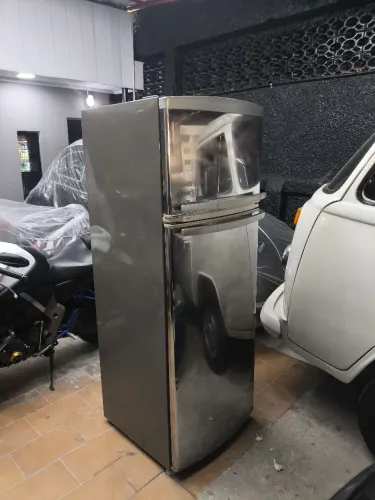 Geladeira inox, entrego volta redonda