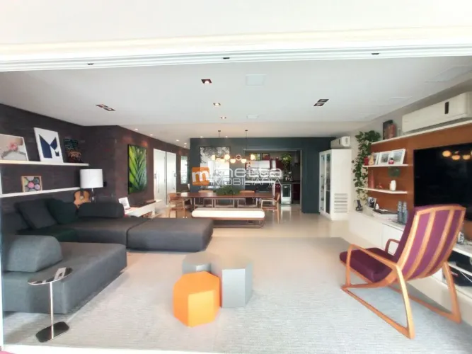 Apartamento à Venda em Itacorubi, Florianópolis - SC