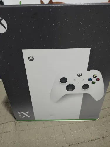 Setup Gamer Semi-novo: Xbox Serie X 1TB+ monitor 32" + suporte + controle gamesir+ headset