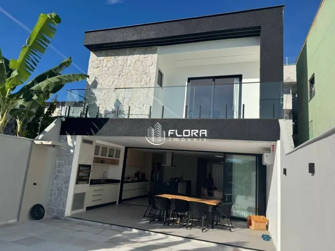 Casa com 4 dormitórios à venda, 203 m² por R$ 1.899.000,00 - Itacoatiara - Niterói/RJ