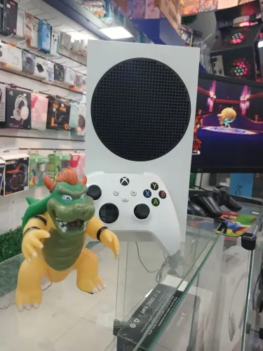 Xbox series S Novíssimo + 1 ano garantia