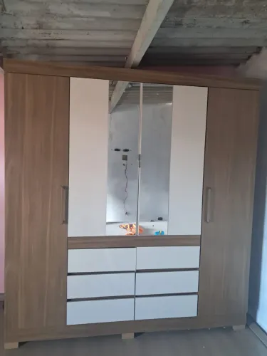 Guarda roupa