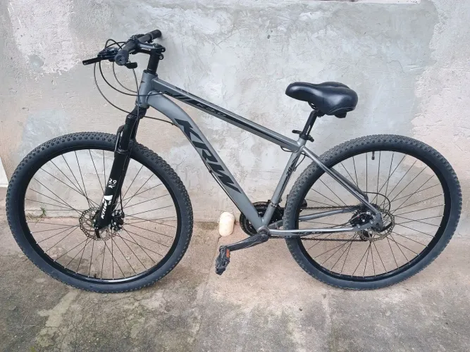Bicicleta KRW Alumínio aro 29 24 velocidades freio a disco