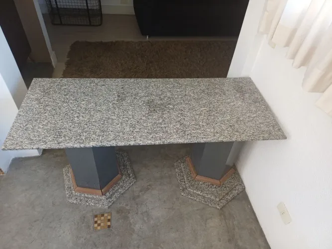 Mesa de granito