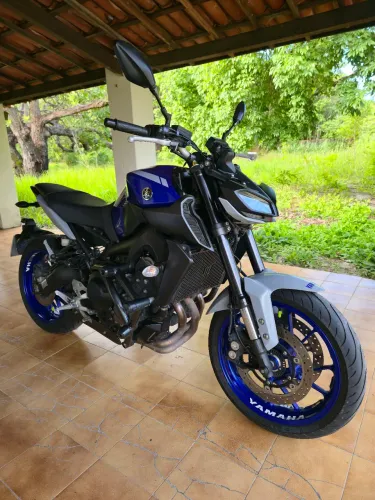 MT-09 APENAS 16.000KM IMPECÁVEL