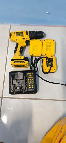 parafusadeira Stanley 12v