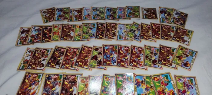 Lote 53 Mini cards  Dragon City 
