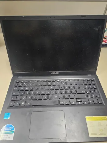 Notebook Asus Vivobook I.p ano 2024.g 4gb Pentium Gold 128gb Ssd 15,6 Fhd W10 (Usado)