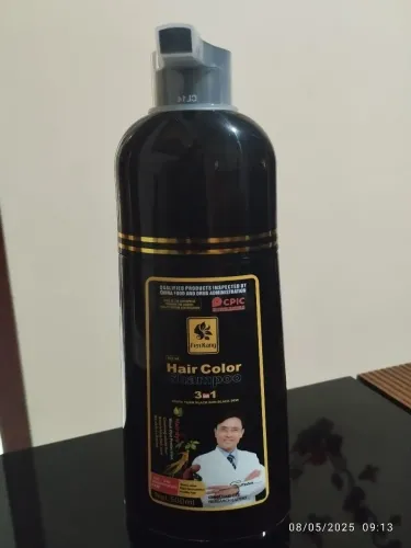 Shampoo Tonalizante que cobre fios brancos.