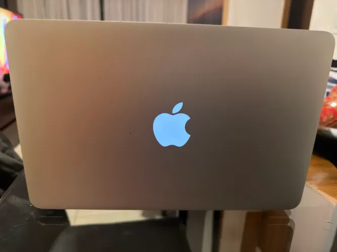 Mac book