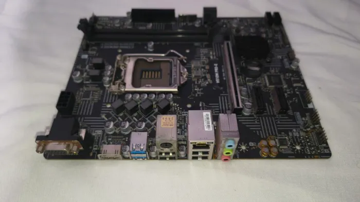 Placas-Mãe LGA 1200 (MSI, AFOX, Biostar) - Para Peças ou Conserto