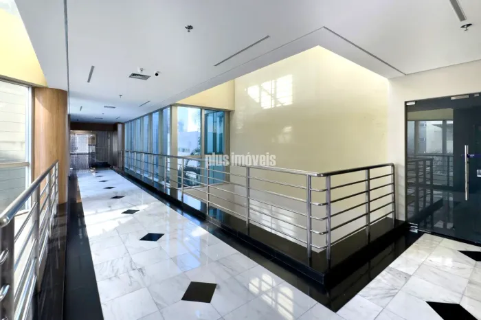 SALAS COMERCIAIS EM EDIFÍCIO CORPORATIVO DE ALTO PADRÃO !