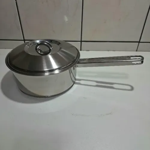 Panela Tramontina Solar 20cm 2,9l Com tampa em Aço inox Fundo Tripro Indução