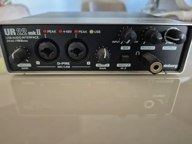 Interface de Áudio Steinberg UR22 mkII + Licença Cubase 15 AI
