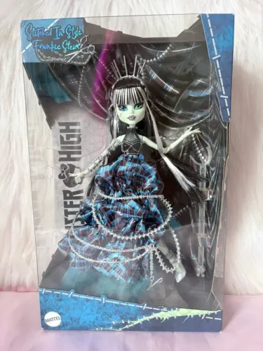 Frankie Stiched In Style Monster High Boneca Skullector