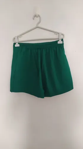 Short saia verde com elástico Tam G