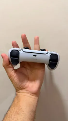 Controle PS5, Com Hall Effect, Semi novo.