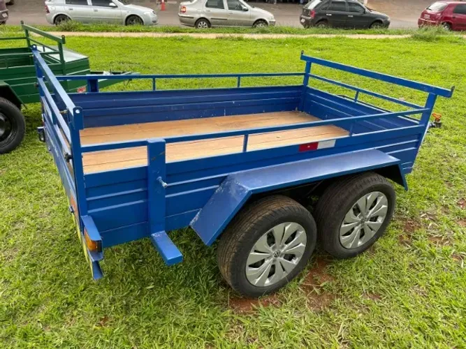 Carretinha 2.50 x 1.20 trucado disponível com resistência superior - reboque