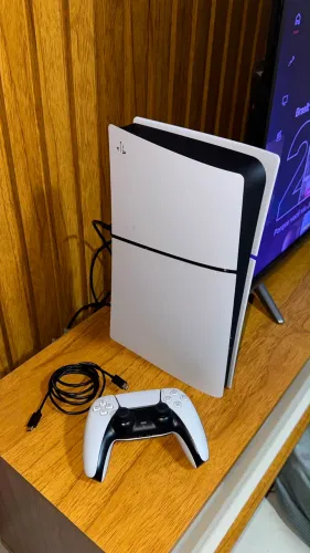PS5 SLIM DIGITAL 825GB - Excelente Estado