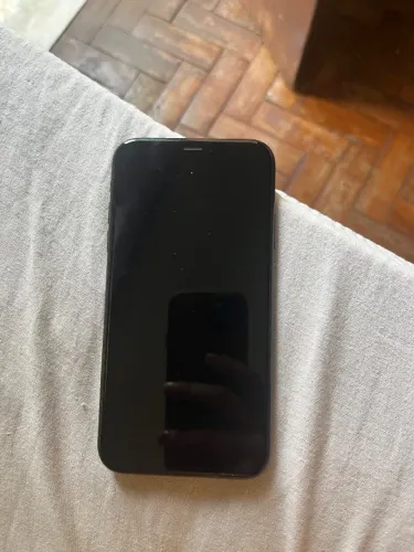 iPhone XR 64g com capinha