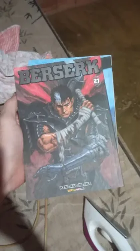 Berserk vol 27 e 28 usado