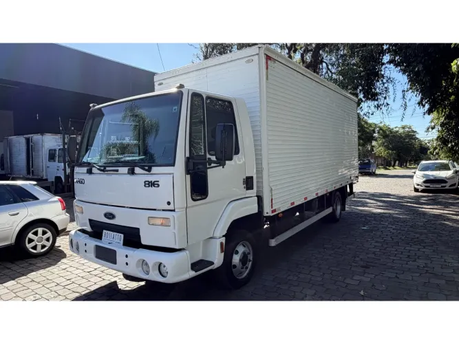 Ford Cargo 816 2013