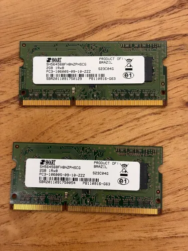 2 memórias pra notebook 2G total 4G DDR3