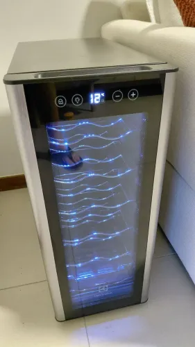 Adega Electrolux 127v - 12 garrafas