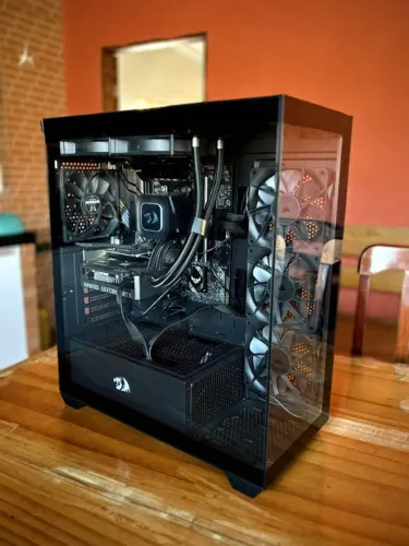 PC Gamer Roda Tudo | Ryzen 5 5500X3D | RTX 5050 | 16GB | SSD 1TB | Wi-Fi 6
