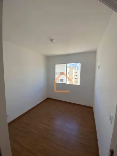 Apartamento com 2 dormitórios para alugar, 50 m² por R$ 1.450/mês - Jardim Ypê - Pouso Ale