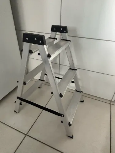 Escada doméstica 3 degraus