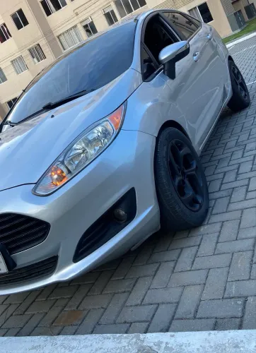 Ford Fiesta Sedan 1.6 16V Flex Mec. 2015