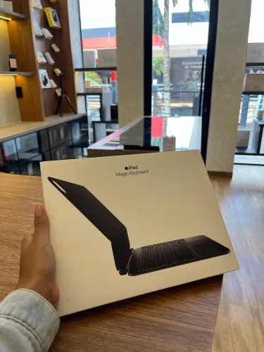 MAGIC KEYBOARD P/ IPAD PRO 11? (M4 e M5) NOVO/ LOJA FÍSICA 