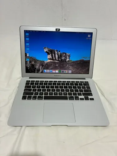Macbook Air 2017 8gb/128gb conservado
