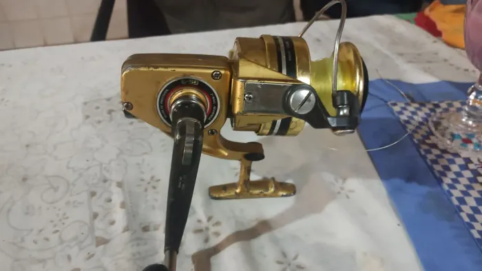 Molinete Para Pesca Daiwa GS-9 - Gold Series Original