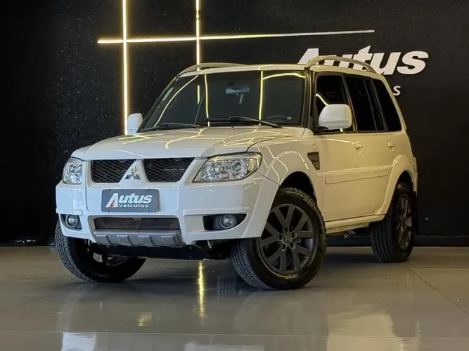 Mitsubishi Pajero TR4 2.0 Flex 16V 4X2 Aut. 2013
