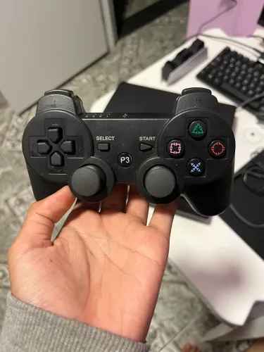 PS3 Desbloqueado com diversos jogos e 1 controle