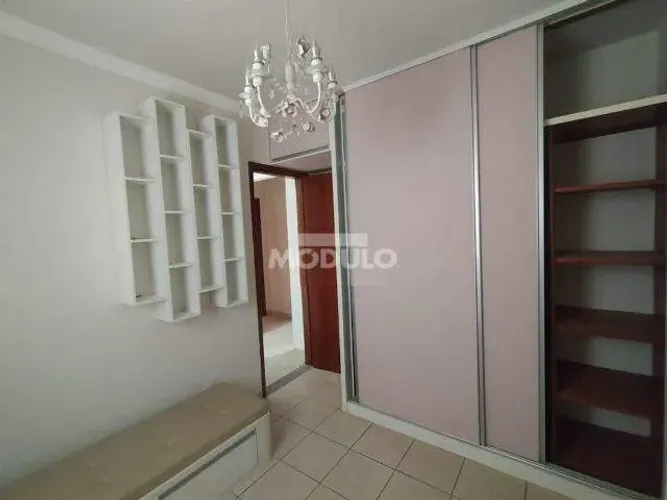 Casa residencial disponível para locação no bairro Morada da Colina.