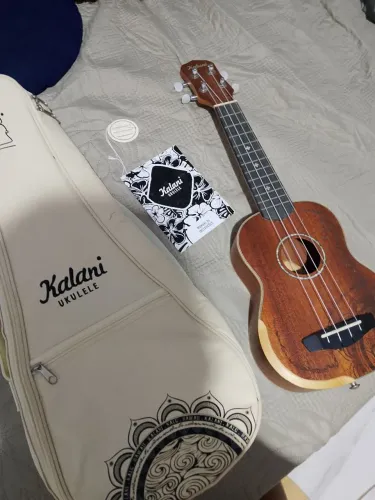 Ukulele soprano kalani