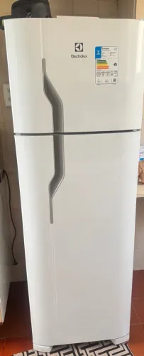 Geladeira Electrolux Cycle Defrost 260L